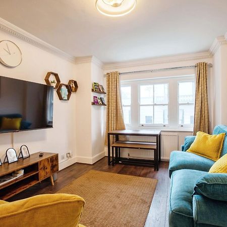 A Stunning Apartment In Paddington Londra Dış mekan fotoğraf